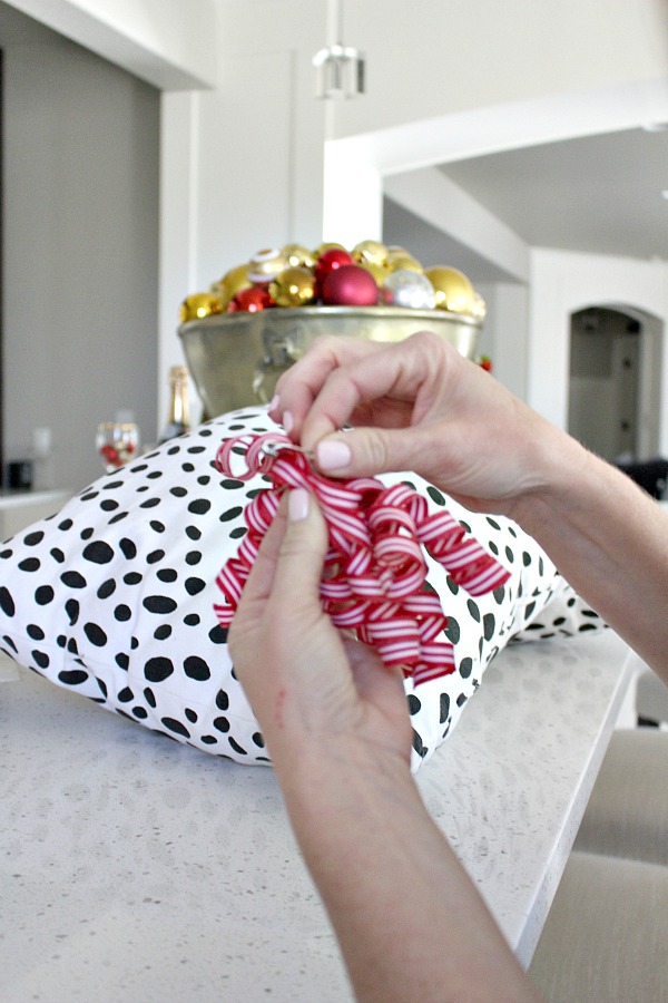 Holiday Pillow Tutorial