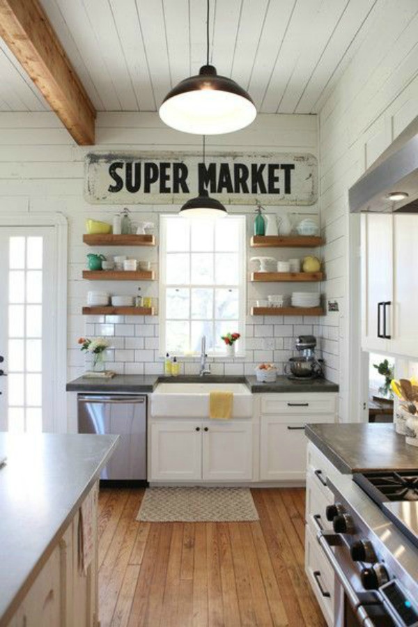 Small Kitchen Design Beach Cottage