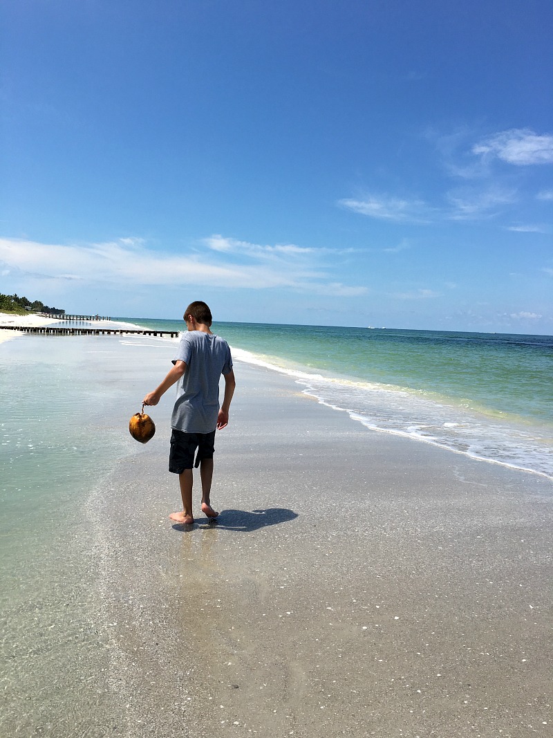 life-lately-beach-cottage-4