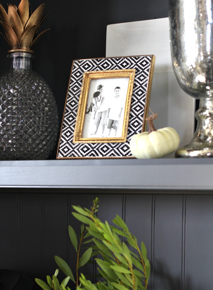 open-shelf-fall-decorating-ideas