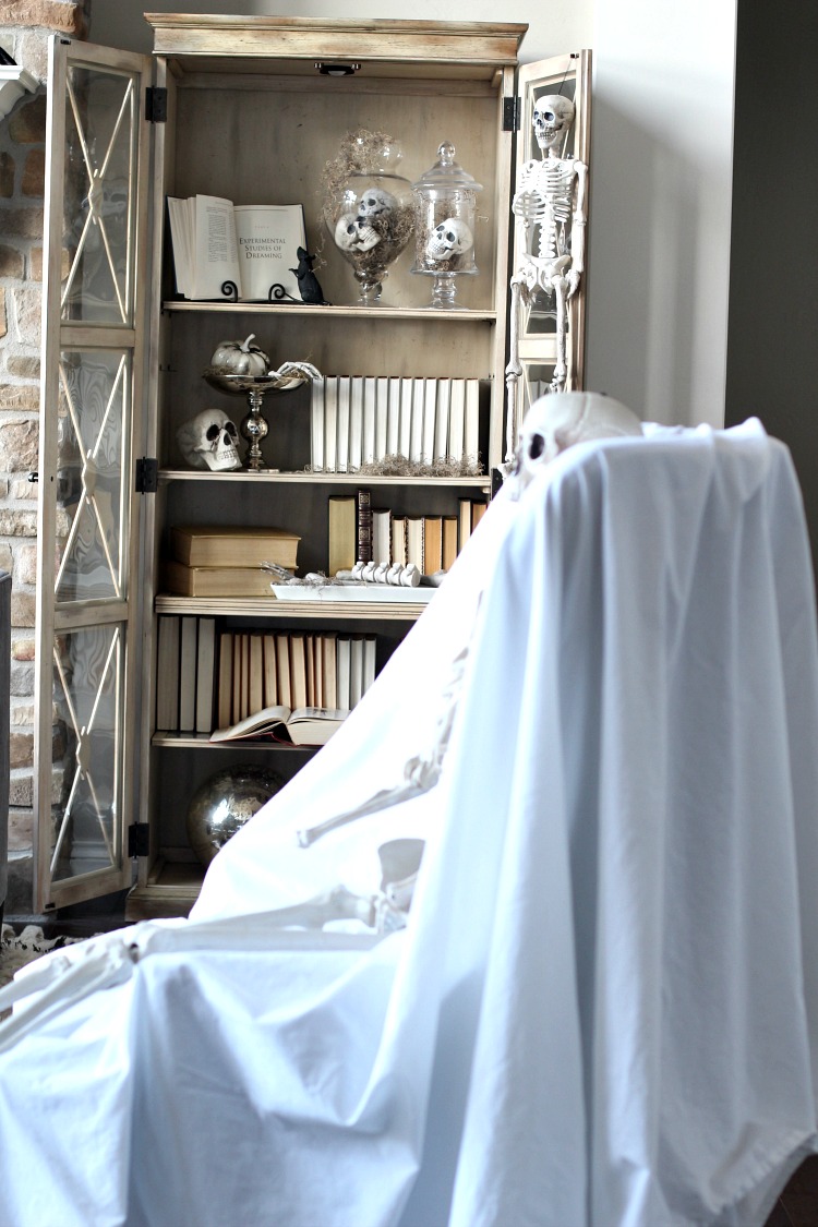 Halloween Bookshelf Styling