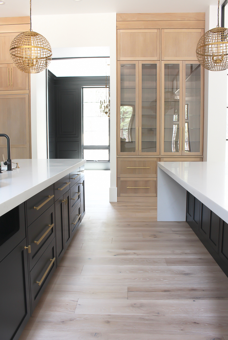 White Oak And Black Kitchen Cabinets - Image to u