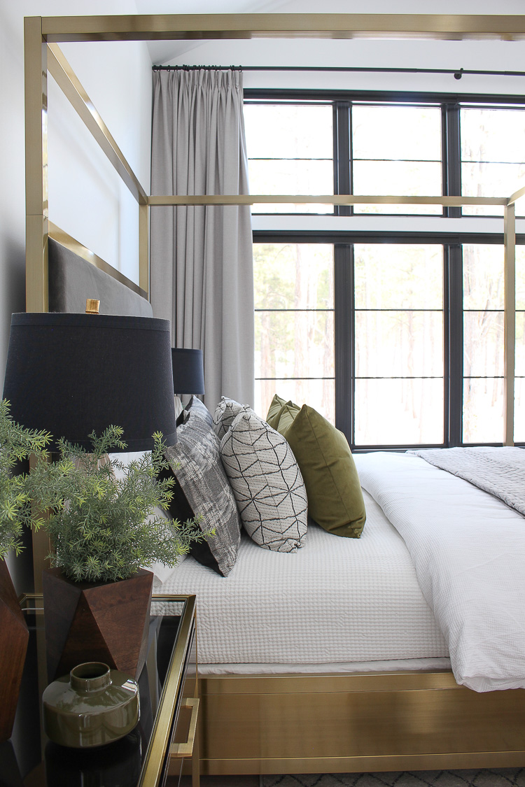 modern-scandinavian-master-bedroom-design-brass-canopy-bed