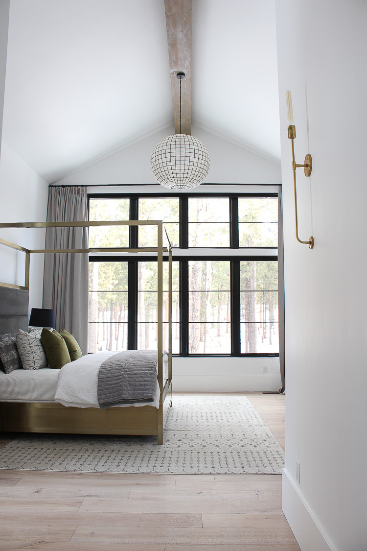 Contemporary Master Bedroom Design With Golden Metallic Detailing