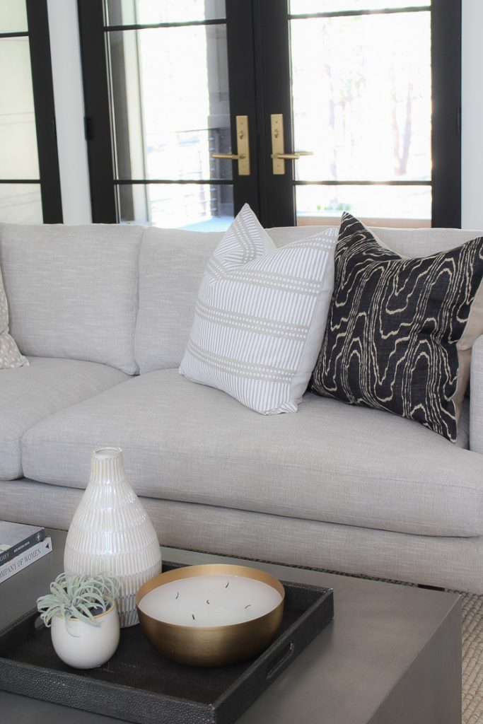 Minimalist Home Acoustics: Why Modern Interiors Sound Echoey and How t