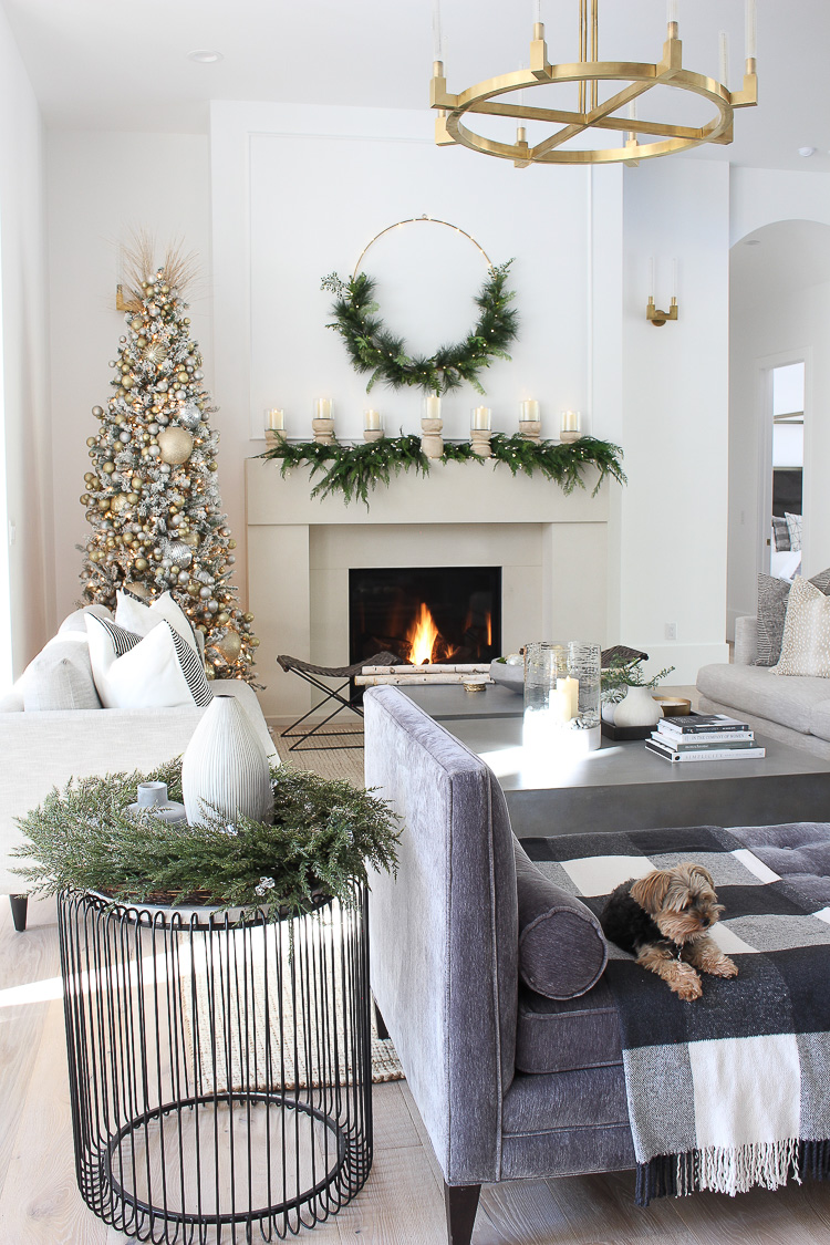 The Forest Modern Christmas Home Tour: The Kitchen - The House of Silver  Lining