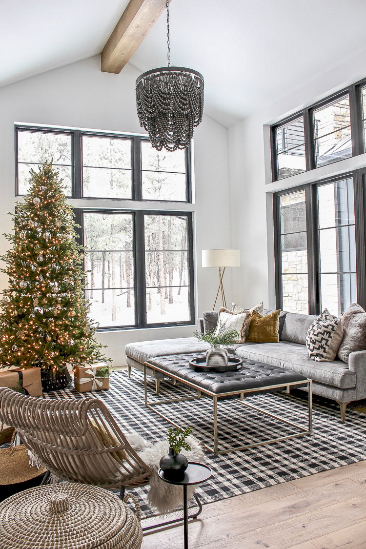 The Forest Modern Christmas Home Tour: The Kitchen - The House of Silver  Lining