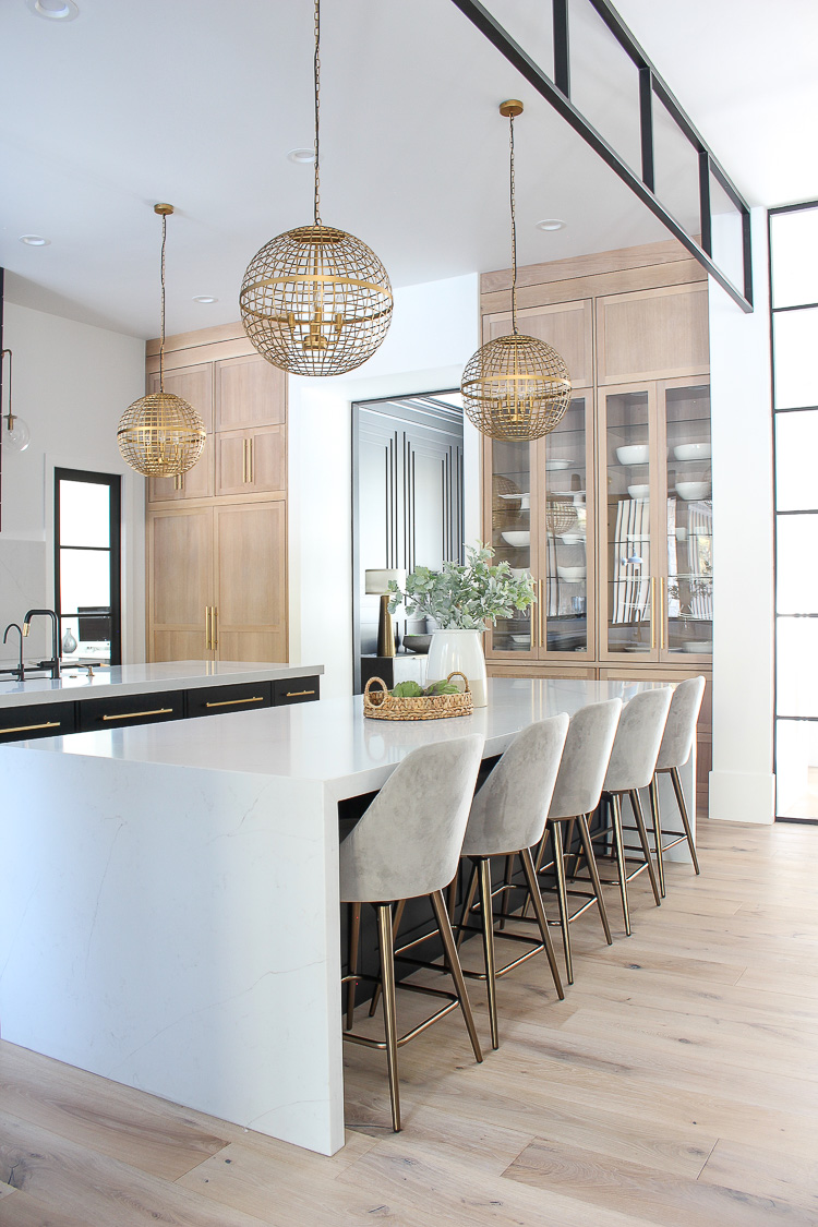 Contemporary Modern Kitchen Must-haves — SOLID Group Utah