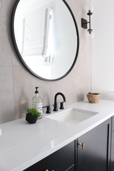 Transitional Modern Bathroom Concrete Look Wall Tiles 2 400x600 