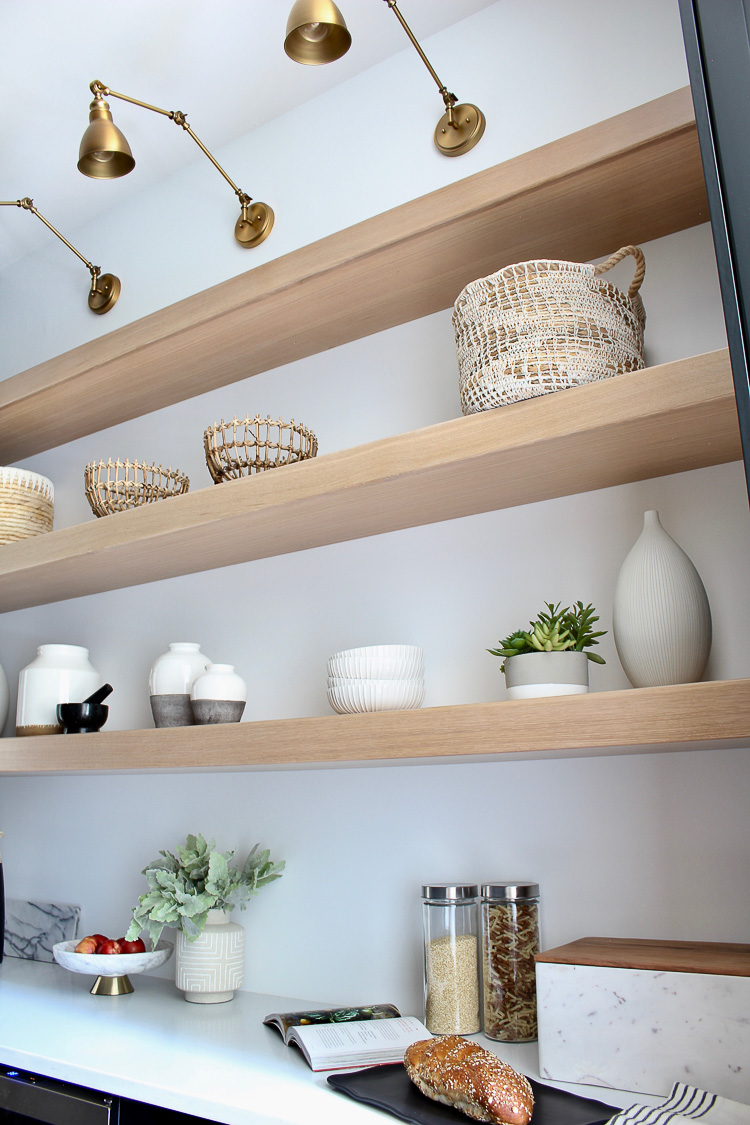 https://thehouseofsilverlining.com/wp-content/uploads/2019/06/butlers-pantry-organic-scandinavian-styled-open-shelves-19.jpg