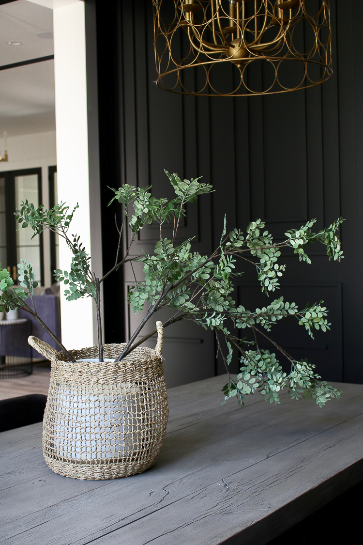 modern-transitional-black-paneled-dining-room