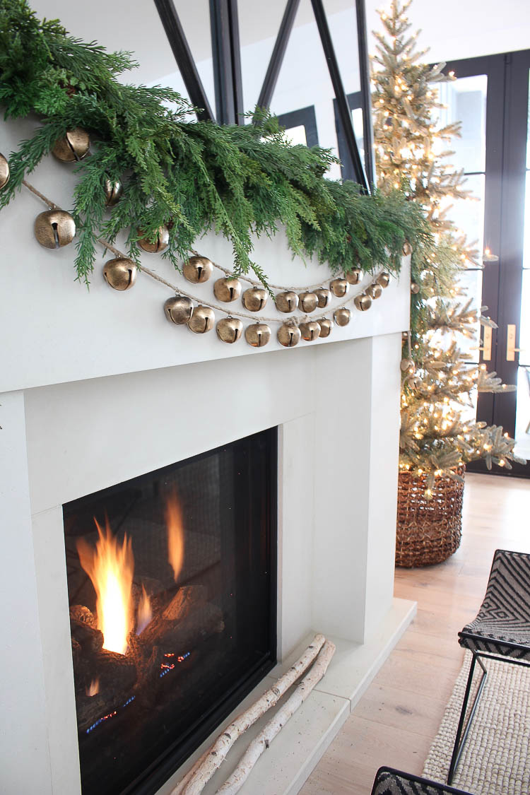 Christmas Home Tour 2022 - The House of Silver Lining