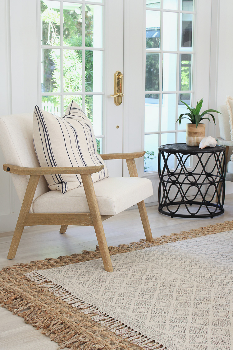 Tips to Layering Neutral Rugs + Beach cottage living room update