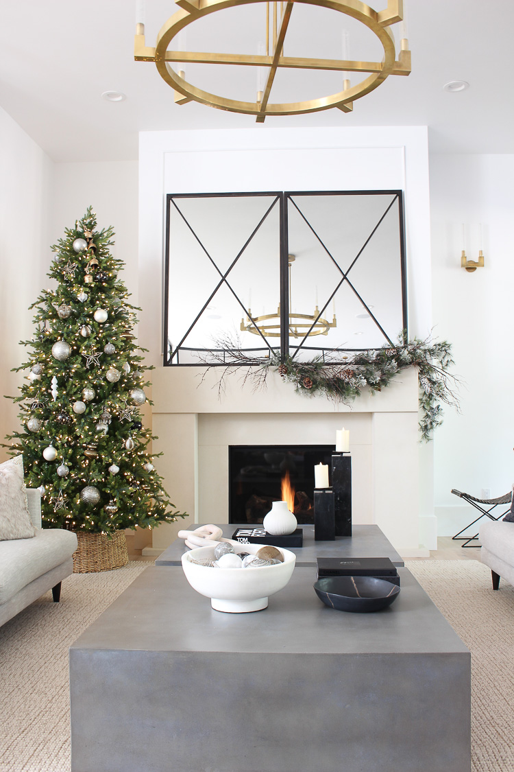 Christmas Home Tour 2020 - The House of Silver Lining