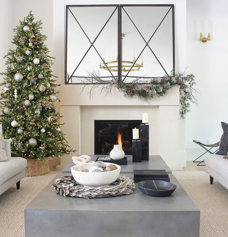 Christmas Home Tour 2022 - The House of Silver Lining