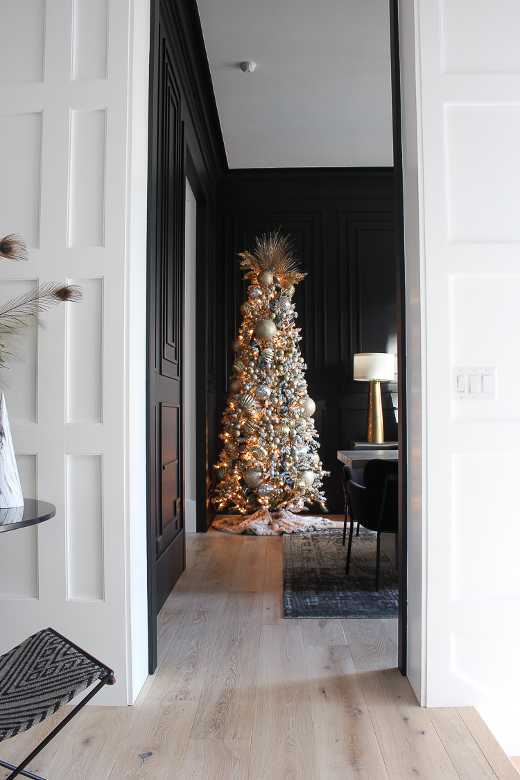 Christmas Home Tour 2022 - The House of Silver Lining