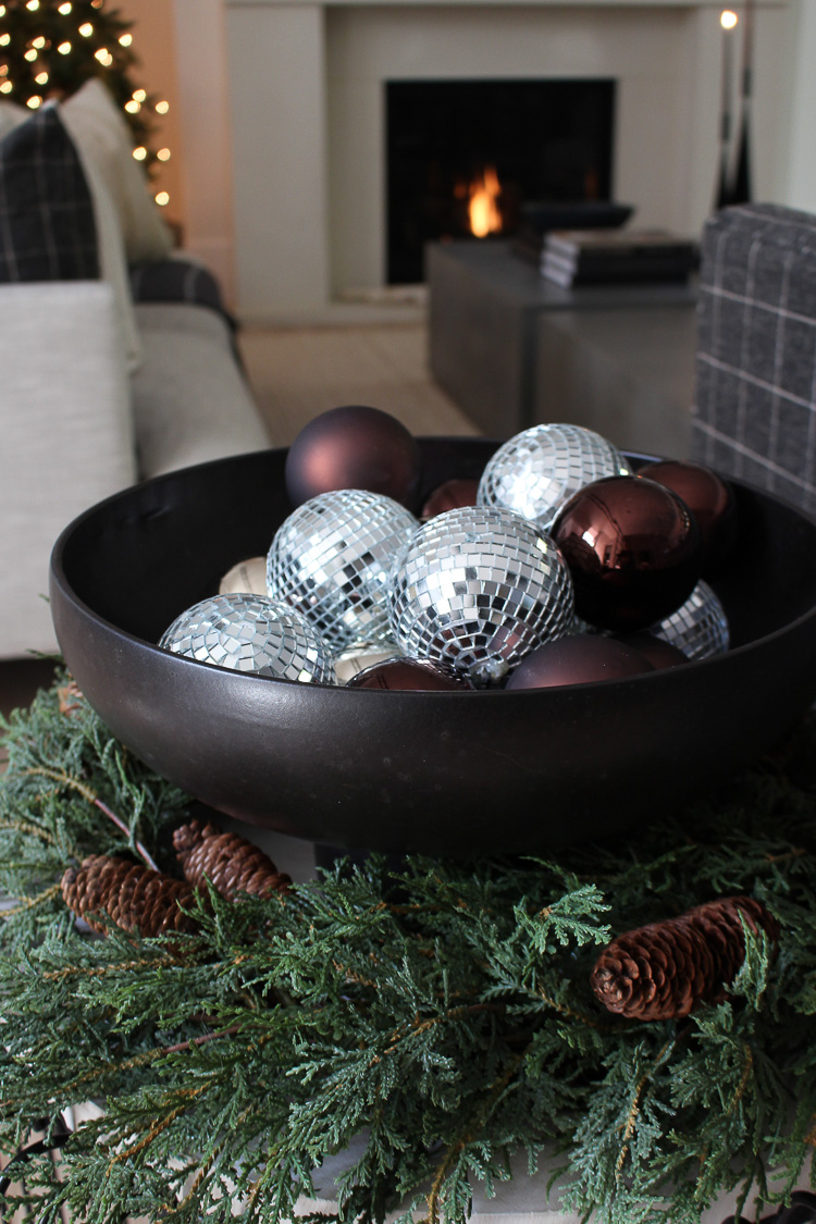 The Forest Modern Christmas Home Tour: The Kitchen - The House of Silver  Lining