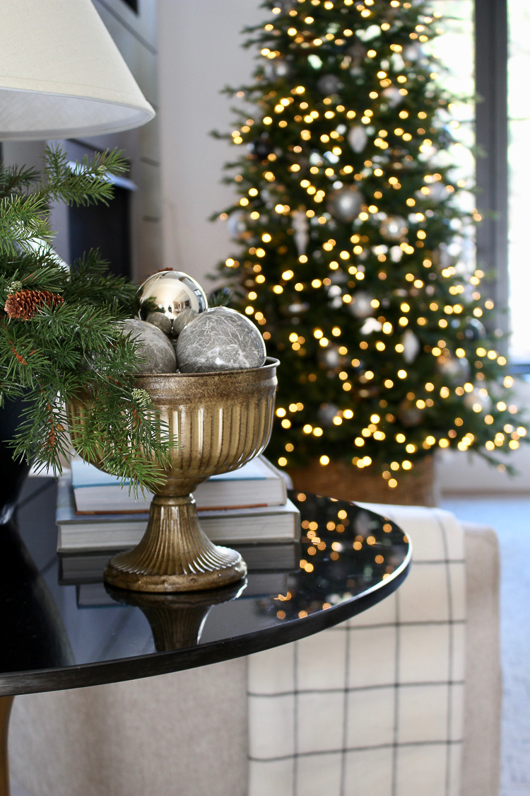 Christmas Home Tour 2022 - The House of Silver Lining