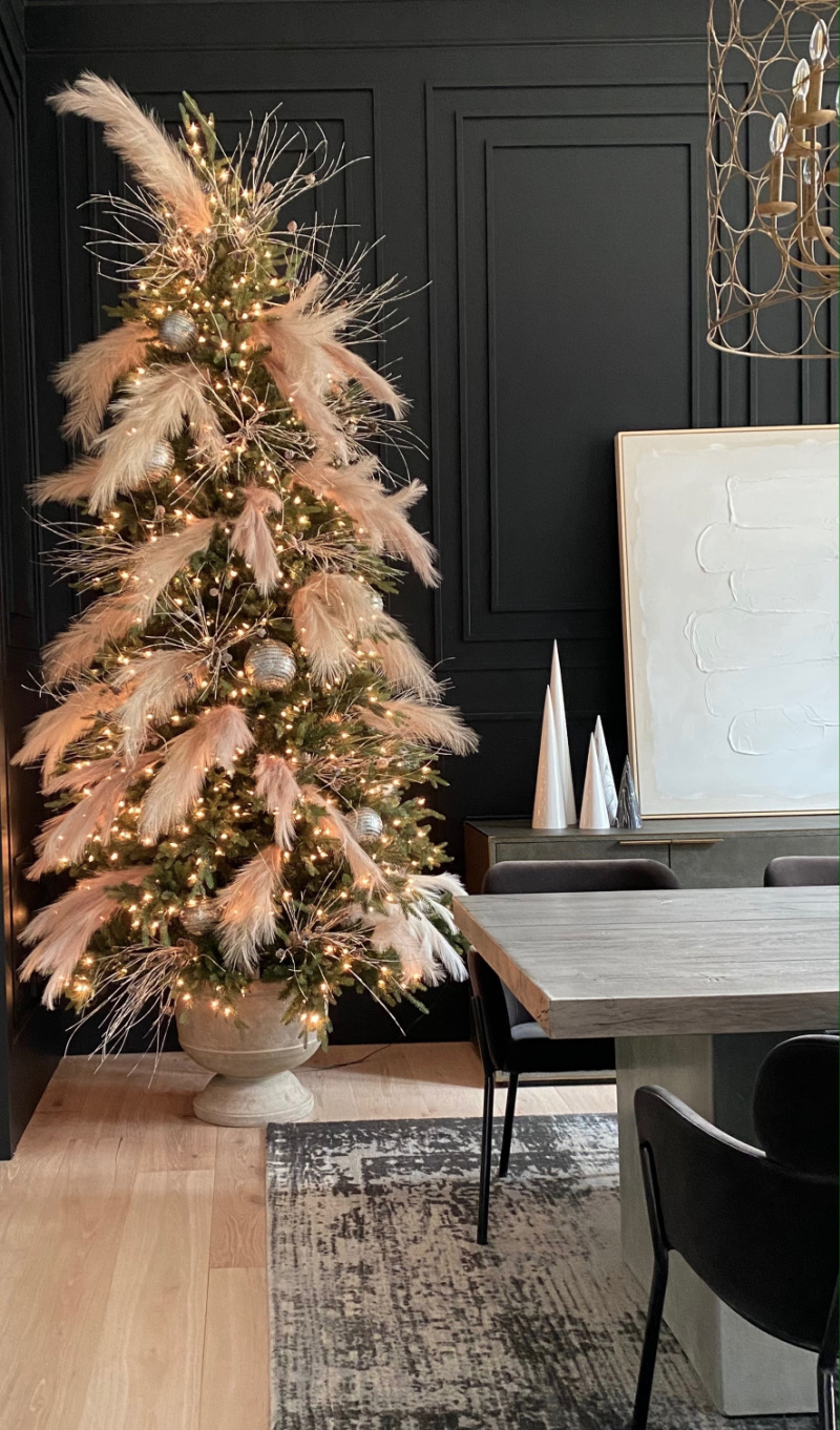 Pampas Christmas Tree - The House of Silver Lining